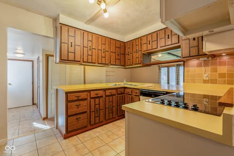 Photo of 996 Old State Road 46, Nashville, IN