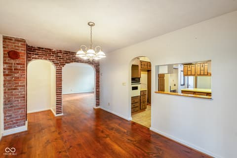 Photo of 996 Old State Road 46, Nashville, IN