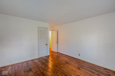 Photo of 996 Old State Road 46, Nashville, IN