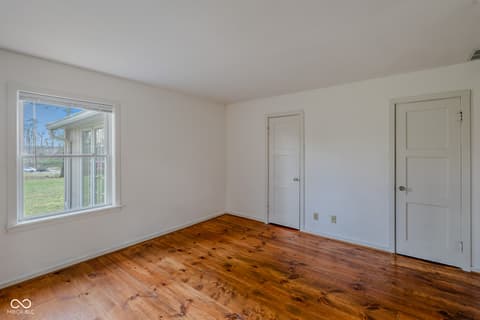 Photo of 996 Old State Road 46, Nashville, IN