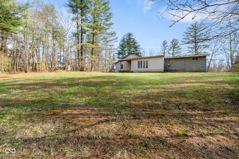 Photo of 996 Old State Road 46, Nashville, IN