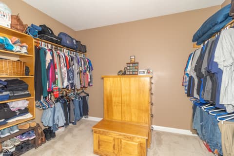 Photo of 1715 E Twin Oak Boulevard, Greenfield, IN