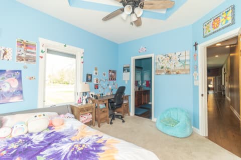 Photo of 1715 E Twin Oak Boulevard, Greenfield, IN