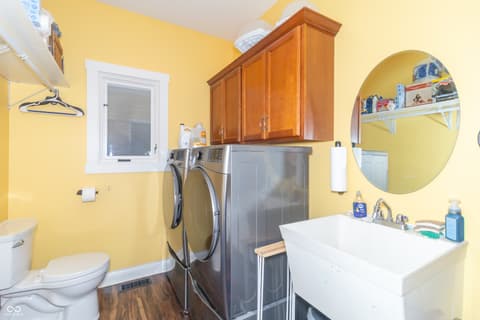 Photo of 1715 E Twin Oak Boulevard, Greenfield, IN