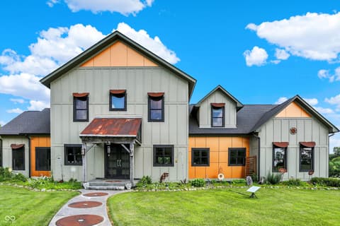 Front exterior at 25811 State Road 19, Arcadia, IN