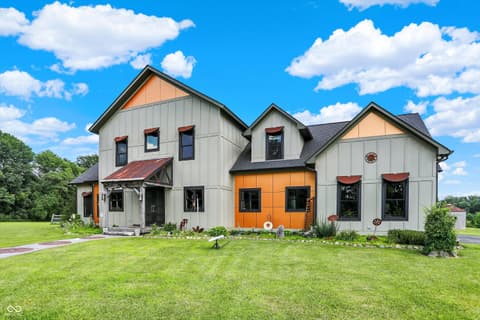 Front exterior at 25811 State Road 19, Arcadia, IN