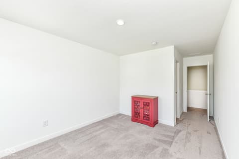 Bonus room at 17267 Hanningfield Way, Westfield, IN — Spacious bonus room with large closet access.