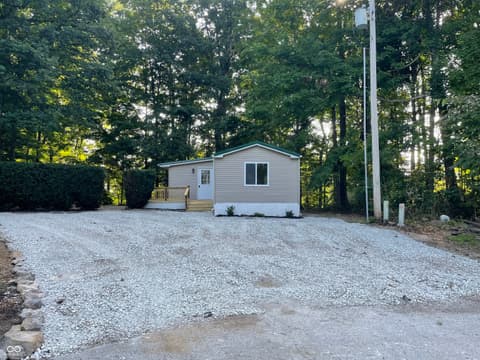 125 Oriole Court
