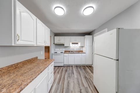 Photo of 2215 N Kenwood Avenue, Indianapolis, IN