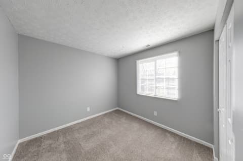 Photo of 2215 N Kenwood Avenue, Indianapolis, IN