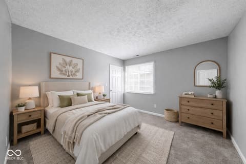 Photo of 2215 N Kenwood Avenue, Indianapolis, IN