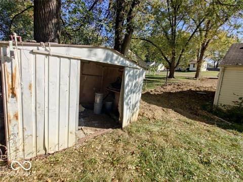 Photo of 8053 N Sugar Creek Myrtle Lane, Fairland, IN
