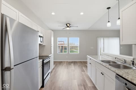 Photo of 1726 River Shore Parkway, Indianapolis, IN