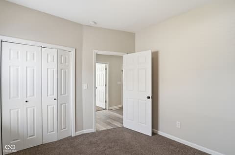 Photo of 1726 River Shore Parkway, Indianapolis, IN