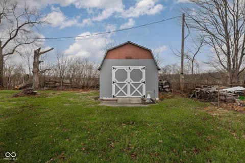 Photo of 244 E 75th Street, Anderson, IN