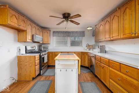 Photo of 244 E 75th Street, Anderson, IN