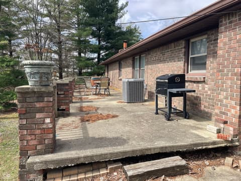 Outdoor living area at 700 Albin Pond Road, Greencastle, IN