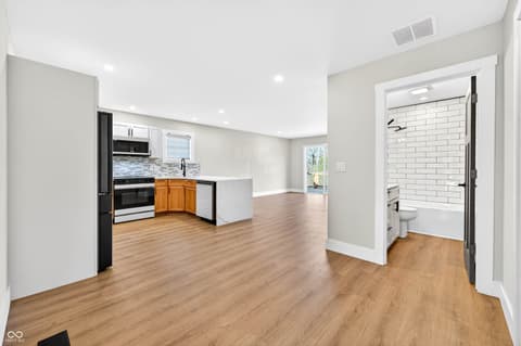 Photo of 301 Beech Road, North Vernon, IN
