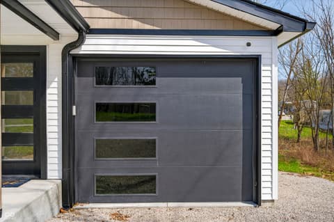 Photo of 301 Beech Road, North Vernon, IN