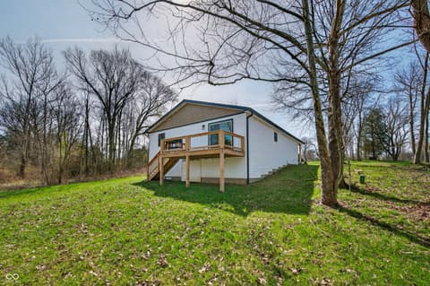 Photo of 301 Beech Road, North Vernon, IN
