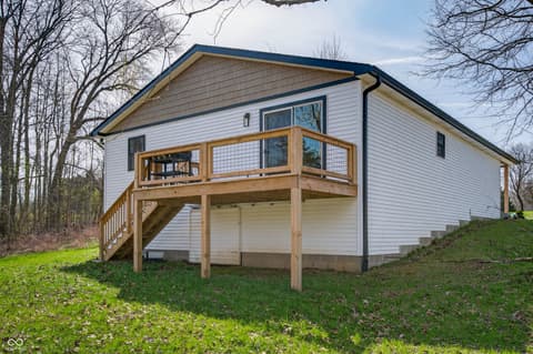 Photo of 301 Beech Road, North Vernon, IN