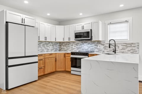 Photo of 301 Beech Road, North Vernon, IN