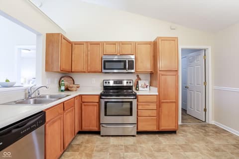Photo of 3689 Indigo Blue Boulevard, Whitestown, IN