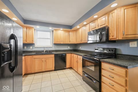 Photo of 7120 N 450 E, Lebanon, IN