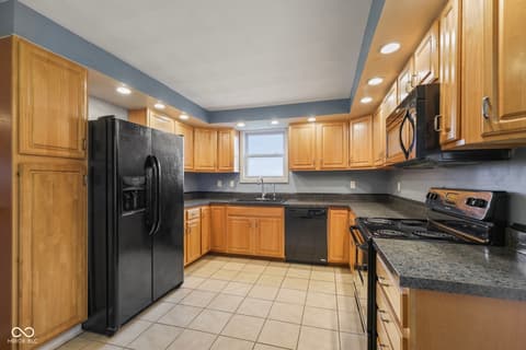 Photo of 7120 N 450 E, Lebanon, IN