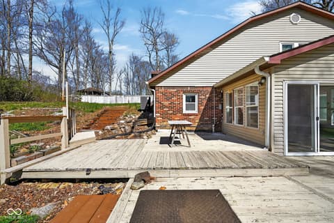 Photo of 330 Duck Creek Lane, Noblesville, IN