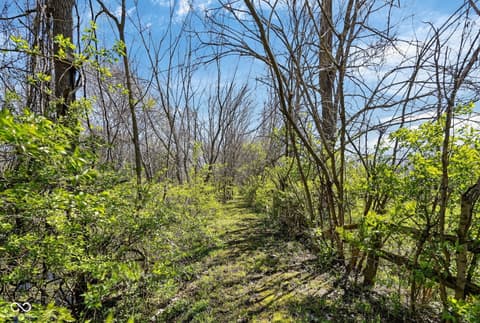 Photo of 330 Duck Creek Lane, Noblesville, IN