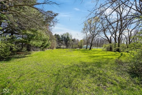 Photo of 330 Duck Creek Lane, Noblesville, IN