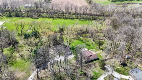 Photo of 330 Duck Creek Lane, Noblesville, IN