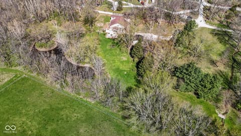 Photo of 330 Duck Creek Lane, Noblesville, IN