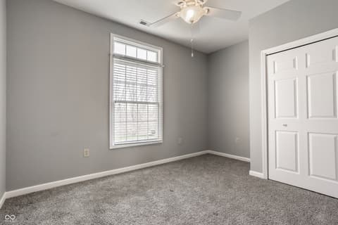 Photo of 995 Kirkpatrick Place, Greenfield, IN