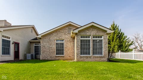 Photo of 995 Kirkpatrick Place, Greenfield, IN