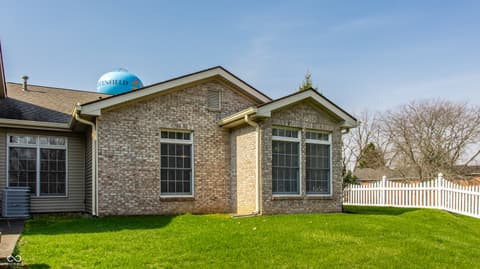 Photo of 995 Kirkpatrick Place, Greenfield, IN