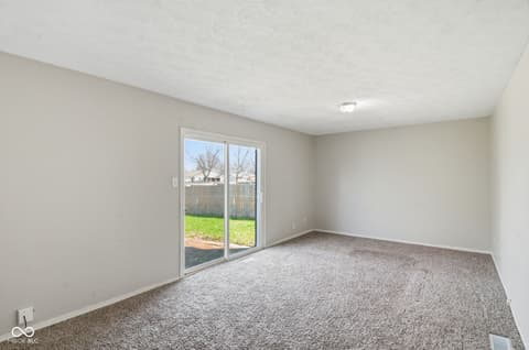 Photo of 5534 Hill Rise Drive, Indianapolis, IN