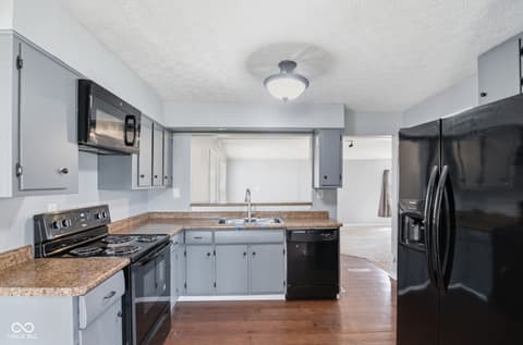 Photo of 371 S Hendricks Drive, Greenwood, IN