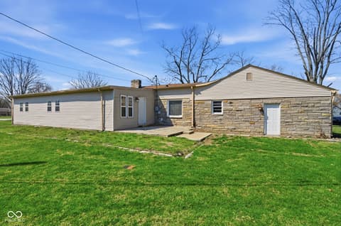 Photo of 371 S Hendricks Drive, Greenwood, IN