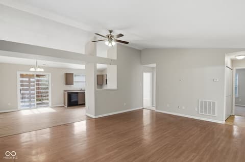 Photo of 7433 Redcliff Road, Indianapolis, IN