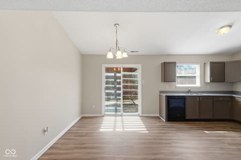 Photo of 7433 Redcliff Road, Indianapolis, IN