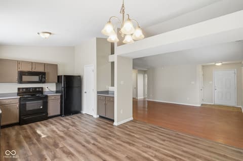 Photo of 7433 Redcliff Road, Indianapolis, IN