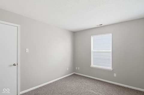 Photo of 7433 Redcliff Road, Indianapolis, IN