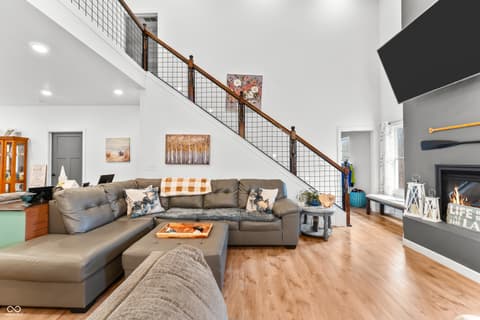 Photo of 7721 Cordry Drive, Nineveh, IN