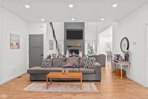 Photo of 7721 Cordry Drive, Nineveh, IN