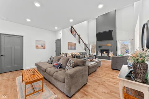 Photo of 7721 Cordry Drive, Nineveh, IN
