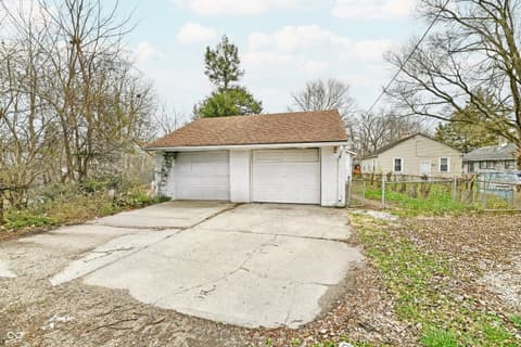 Photo of 4444 Kingsley Drive, Indianapolis, IN