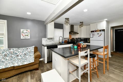 Photo of 4444 Kingsley Drive, Indianapolis, IN