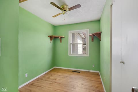 Photo of 188 Lynwood Drive, Whiteland, IN